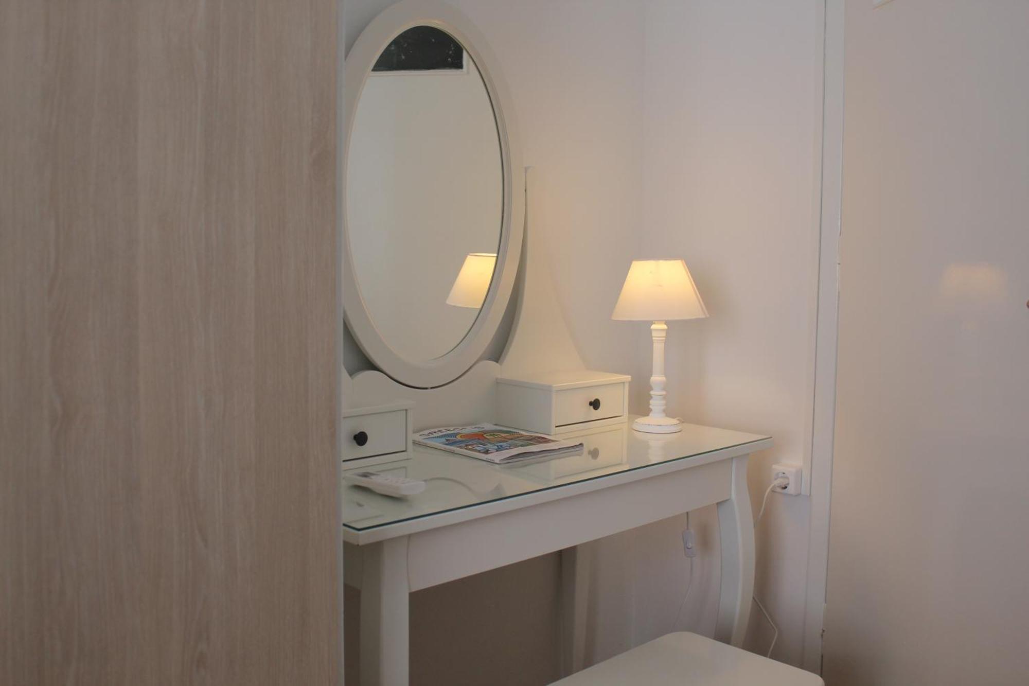 Suite 2 Bedrooms Aten Exteriör bild